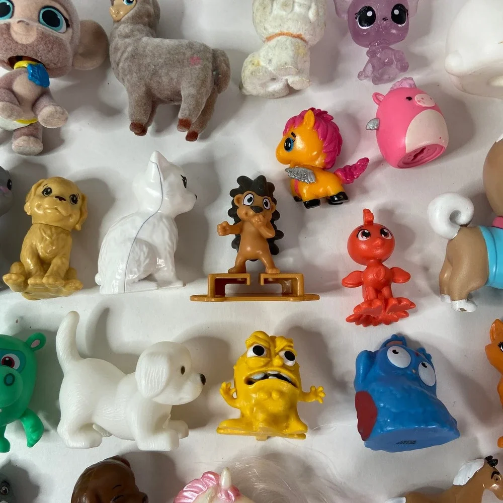 25 Piece Mixed Toy Figure Lot Animals Cinnamoroll Squishmallows Unicorn Monkey